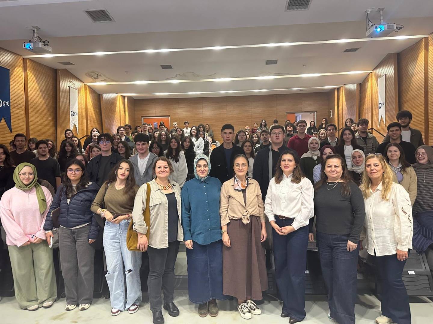 Erasmus+ bilgilendirme toplantısından görüntü