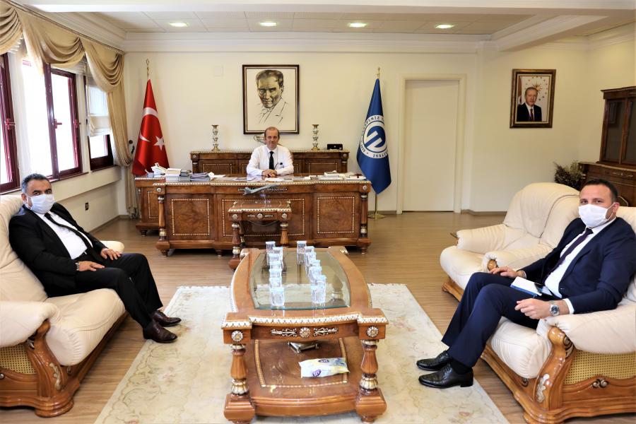 TİSKİ Genel Müdürü Ali TEKATAŞ ve İnsan Kaynakları ve Eğitim Dairesi Başkanı Volkan UZUN