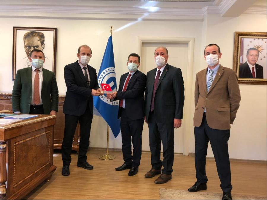 Türkiye Sağlık İşleri Sendikası Genel Başkanı Hakan TOY, Türkiye Sağlık İşleri Sendikası Genel Başkan Yardımcısı Osman ÇAVUŞ ve Türkiye Sağlık İşleri Sendikası Hukuk Müşaviri Av. Kadir ATICI