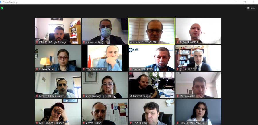 Uygulama ve Araştırma Merkezleri Çalışma Grubu ikinci toplantısında merkez müdürleri son altı ay içerisindeki faaliyetleri hakkında bilgi sundular. 