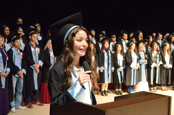 Karadeniz Teknik Universitesi Universitemiz Mezuniyet Torenlerinden Goruntuler