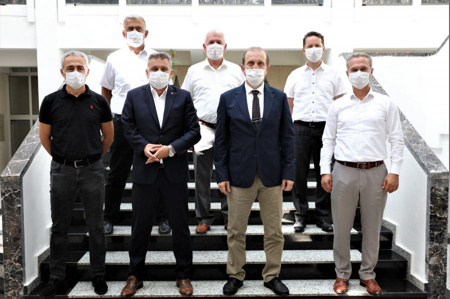 Türk-İş İl Temsilcisi ve Yol-İş Sendikası,1 Nolu Şube Bşk.Gökhan Gedikli ve Beraberindeki Heyet