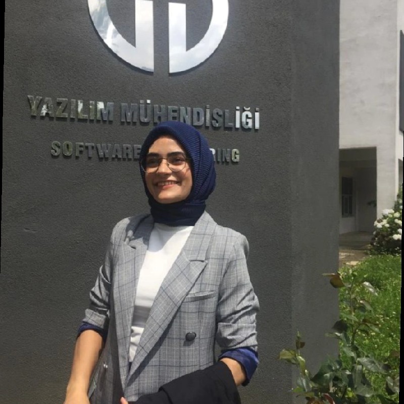Zeynep Çalapverdi adlı kullanıcının profil fotoğrafı