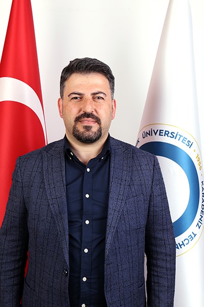 Prof. Dr. Özgür Tüfekçi