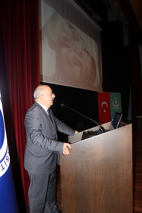 Sağlık Bilimleri Fak&uuml;ltesi Dekanı Prof. Dr. Orhan DEĞER