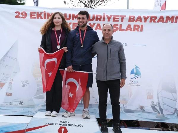 KTÜ Yelken Kulübü 29 Ekim Cumhuriyet Bayramı İl Yelken Yarışlarında İkincilik Elde Etmiştir