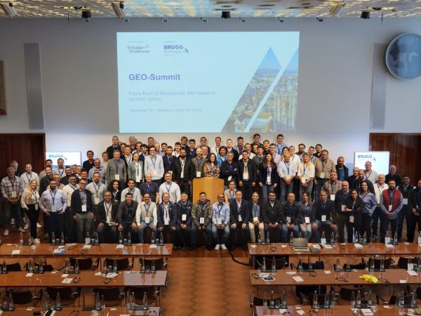 İsviçre'de Düzenlenen GEO-Summit 2025'e Katıldık