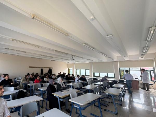 Lisans Öğrencilerimizle Bölüm-Öğrenci Buluşması Gerçekleştirildi