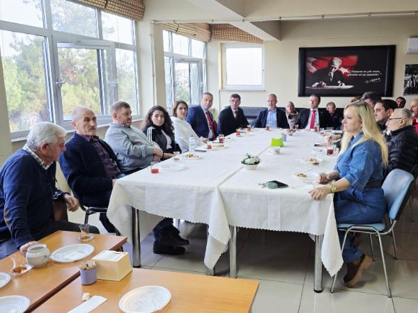 Bölümümüz Çalışanlarından Hasan Turan İçin Emeklilik Kutlaması Düzenlendi