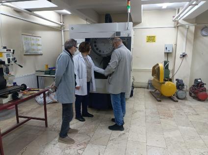 Makine imalat laboratuvarı teknisyen yardımcılarımıza eğitim