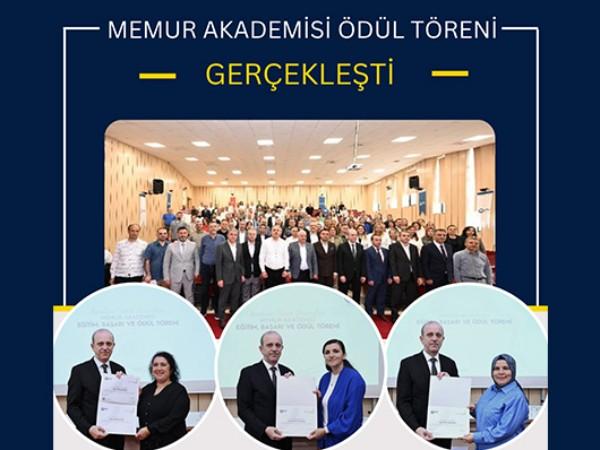 Fakültemiz İdari Personeline Memur Akademisi Ödülleri