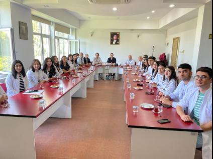 Azerbaycan'dan Gelen Öğretim Üyeleri ve Öğrenciler Fakültemizi Ziyaret Ettiler