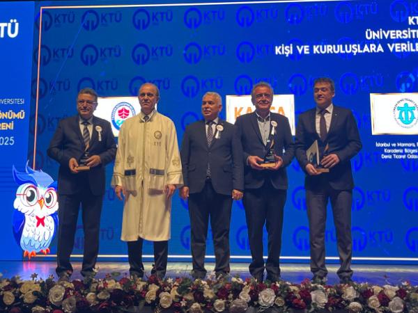 KANCA A.Ş. Yönetim Kurulu Başkanı Sayın Alper KANCA'ya KTÜ'den Ödül
