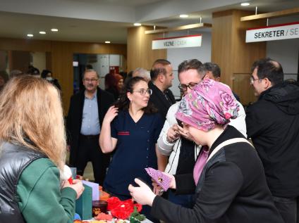 Psikiyatri Kliniğimizin Geleneksel El Sanatları Sergisi Açıldı
