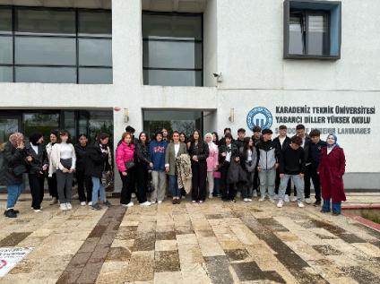 Araklı Anadolu Lisesi öğrencileri Yüksekokulumuzu Ziyaret Etti