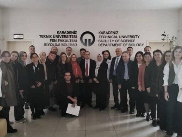 Karadeniz Teknik Üniversitesi Biyoloji Bölümü Mezunlar Buluşması Gerçekleştirildi