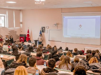 KTÜ Orman Fakültesi Öğrencilerine ''TÜBİTAK 2209 A/B Programları Bilgilendirme Etkinliği'' Düzenlendi