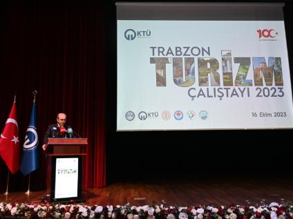 Üniversitemizde Turizm Çalıştayı Gerçekleştirildi: Turizm Potansiyelini Geliştirmek için Yapılan Çalışmalar Değerlendirildi