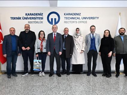 Üniversitemiz ve Japonya Hiroşima Üniversitesi Arasında Akademik İş Birliği Kapsamında Görüş Alışverişinde Bulunuldu