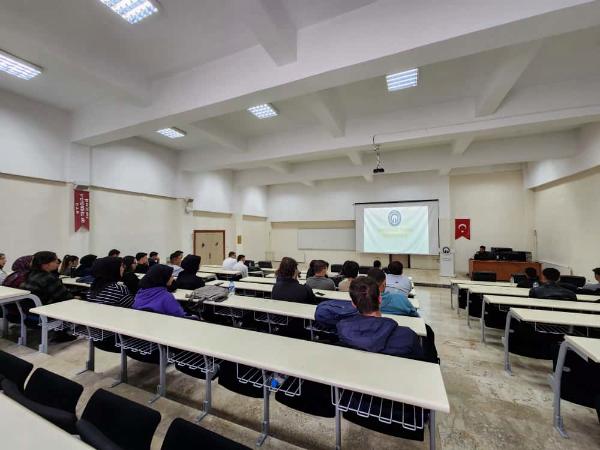 2025 Oryantasyon Toplantısı: 1. Sınıflara Bölüm Tanıtımı