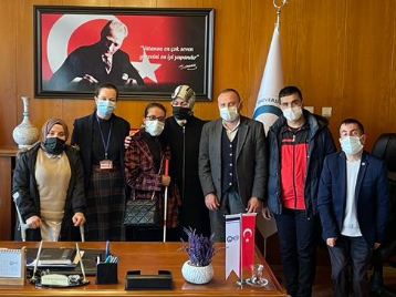 Engelli Öğrenci Birimi, Dekanımız Prof. Dr. Neşe KAKLIKKAYAyı makamında ziyaret etti.