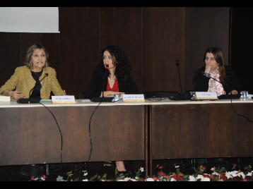 Kadın-Şiddet-Hukuk Konulu Panel Düzenlendi