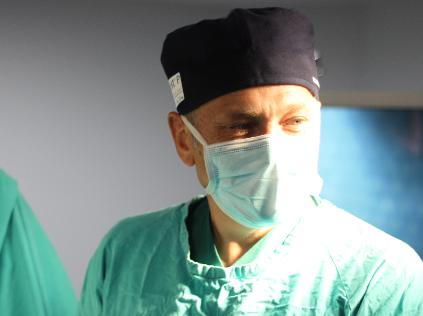 Gürcü Gencin Aşırı Terleme Sorunu KTÜ Farabide Çözüldü