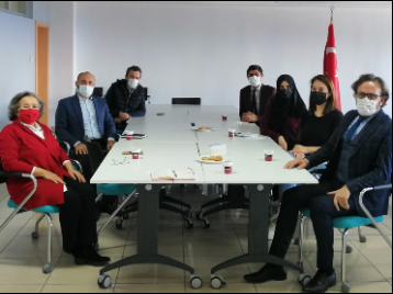 Trabzon Üniversitesi Kariyer Merkezi Müdürü Doç. Dr. Emre Şaban Aslan ve Müdür Yardımcıları KTÜ Kariyer Merkezi'ni ziyaret ederek ortak çalışma alanları hakkında istişarede bulundular. 