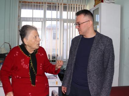 Kemik Kanseri Hasta "Hastaneye Hep Sedye ile Geliyordum, Çok Şükür Şimdi Ayaktayım" Dedi