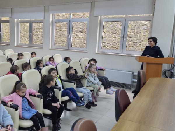 HOPO projesi kapsamında öğrenci ve öğretmenlere eğitim verilmesi