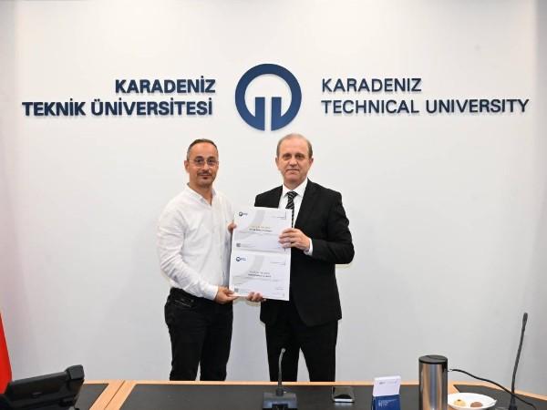 Birimimiz Personeline Memur Akademisi Başarı Belgesi