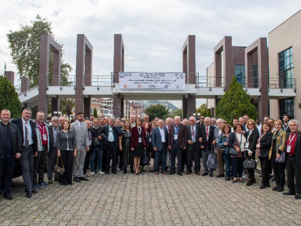 Jeoloji Mühendisliği Bölümü 60. Yıl Sempozyumu Gerçekleştirildi