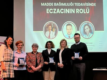 Madde Bağımlılığı Tedavisinde Eczacının Rolü