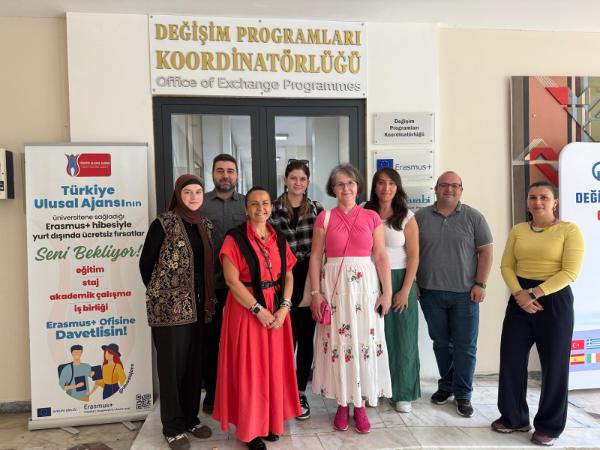 Macaristan'ın Pannonia Üniversitesi'nden Yazılım Mühendisliği Bölümü'ne Gelen Akademisyenler Koordinatörlüğümüzü Ziyaret Etti