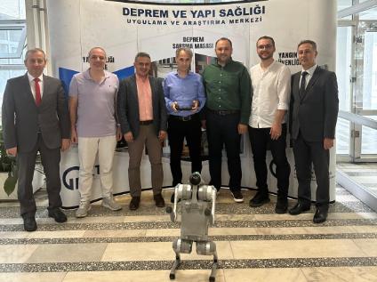 KTÜ, Deprem Sonrası Hasar Tespitinde Robotik Köpek ve Yapay Zekâ Kullanarak Bir İlke İmza Atıyor