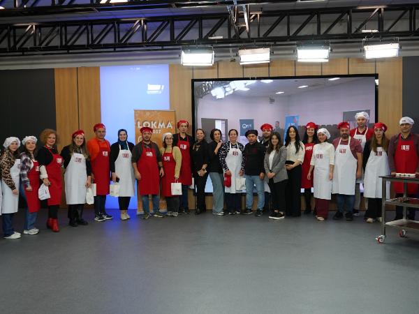 KTÜ'de Tatlı Bir Workshop: Akademisyenler ve Öğrenciler Çikolata ve Pasta Yaptı