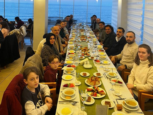 Meslek Yüksekokulumuz Akademik Personeli İftar Programında Buluştu