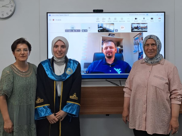 Enstitümüz Öğrencilerinden Merve SARICAOĞLU Tez Savunmasını Başarıyla Tamamladı!