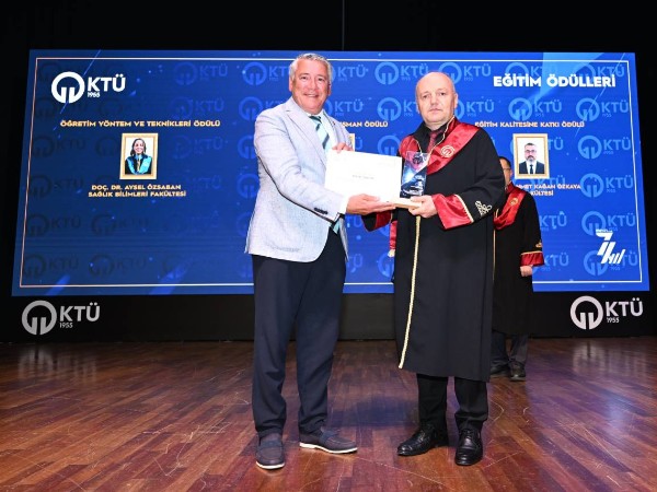 [12.06.2026] Prof. Dr. Turan Set, KTÜ 2026 Ödülleri Kapsamında 'Akademik Danışman Ödülü'nü Kazandı