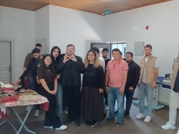 Öğrencilerimizden Sosyal Sorumluluk ve Üretim Odaklı Ziyaret