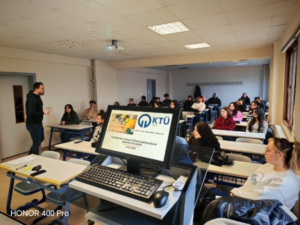 Bölüm Başkanımız Bölüm Öğrencilerimiz İle Bir Araya Geldi