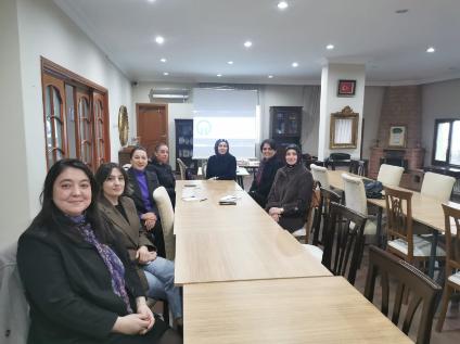 Kadın ve Aile Çalışmaları Uygulama ve Araştırma Merkezi Yeni Yönetimi ile İlk Toplantısını Gerçekleştirdi