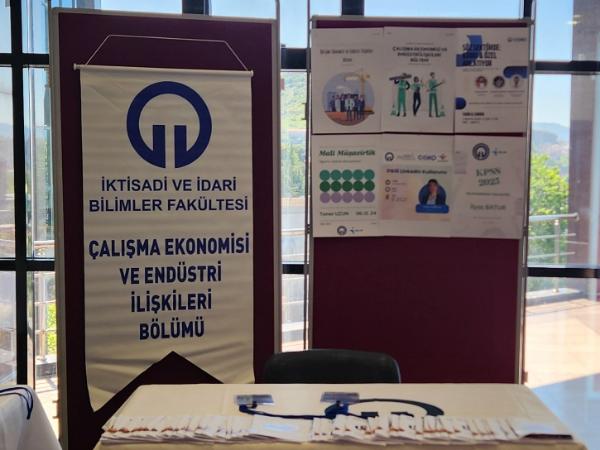 Bölümümüz, 9. KTÜ ve Meslek Tanıtım Fuarı'nda Geleceğin Üniversitelileriyle Buluştu