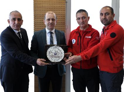 Rektörümüz Deprem Bölgesinde Aktif Olarak Görev Alan Arkadaşlarımızla Buluştu