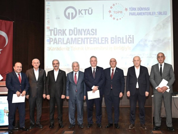 The Geopolitics of the Turkic World Discussed at KTU