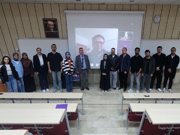 Bölümümüzde Sektör Temsilcisi Dersi etkinlikleri kapsamında Dr. Marco Siciliano, Kalay Paradoksu üzerine Seminer gerçekleştirdi
