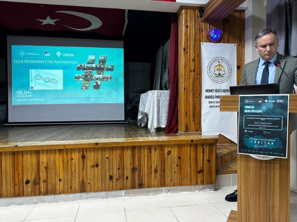 Bölümümüz Öğretim Üyesi "TÜBİTAK Bilim Söyleşileri" Kapsamında Sunum Gerçekleştirdi