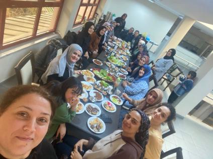 SKS'den Depremzedelere Moral Desteği