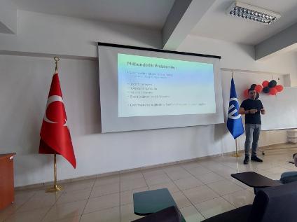Seminar on the Adaptation of Heuristic Algorithms to Engineering Problems