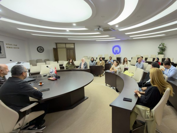 Fakülte Yönetimimiz Öğrenci Kulüplerinin Yöneticileriyle Bir Araya Geldi